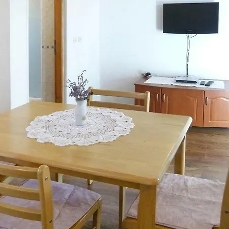 Appartamento Tone Privlaka - Cdn02083-cya *